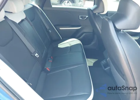 2025 Kia K4 Gt-Line z USA, uszkodzony, nr VIN 3KPFW4DE1SE133608